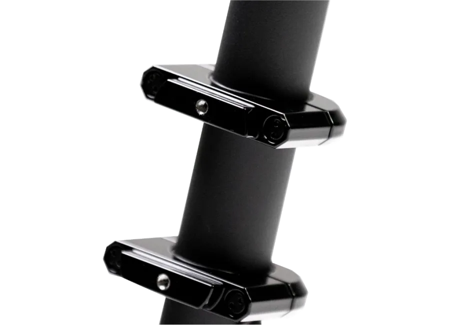 Flexcom FR6866 turvakiinnike – Vankka alumiinipidike Segway- ja Xiaomi-potkulaudoille